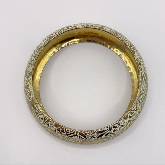 Gold tone white enamel rose botanical embossed chunky bangle bracelet - Picture 10 of 10